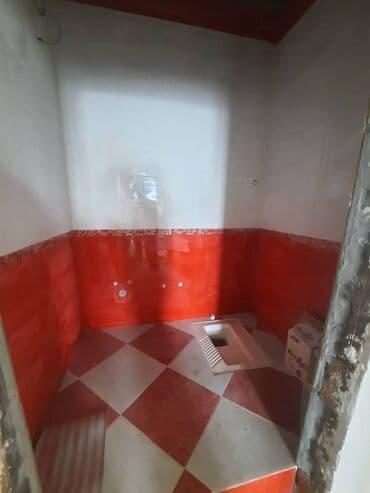 срочно продам квартиру: 3 комнаты, Новостройка, м. Халглар Достлугу, 131 м² — 9