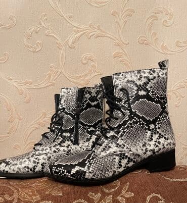 azerbaycanda 1 qram qızılın qiymeti 2025: Tezedi ikisi bir yerde 60 azn ayri ayri da satilir, ayaqqabi 39 — 1