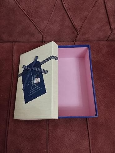 klassik geyimler kisi: Kutu nə istəsəz icinə yığa bilərsiz razmer 25 25 sm — 6