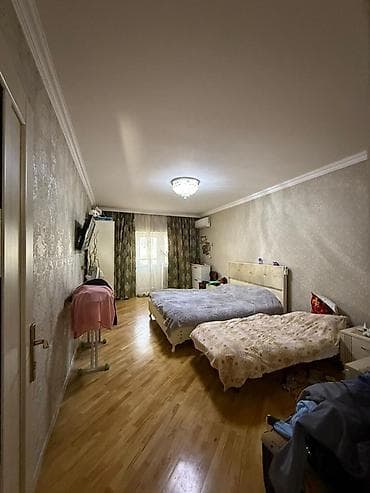 30 mine evler: – geniş, işıqlı və tam mebellidir - Plan: 3 otaq, geniş qonaq/yataq — 2