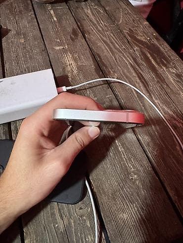 wp iphone: IPhone 13, 128 GB, Starlight, Face ID — 6