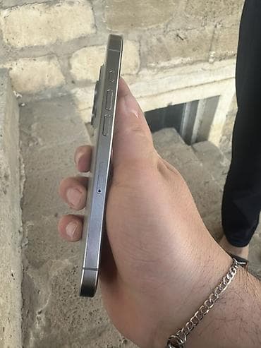 irşad electronics ipad mini 5: IPhone 15 Pro, 128 GB, Natural Titanium, Face ID — 3