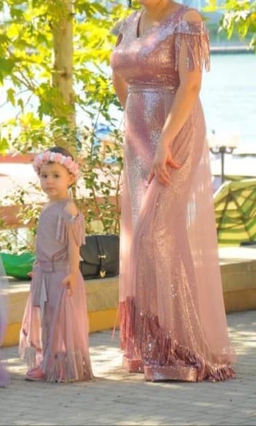 Ziyafət donu 1 defe geyilib tezeden seçilmir 50 azn