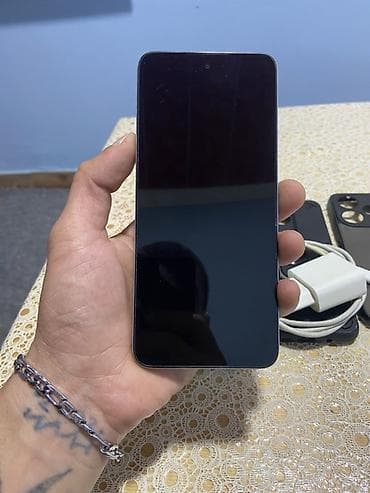 iphone 7 satış: Salam şəkildə gördüyünüz hər bir sey verilir 2 kablo 20 manata alnıb — 2