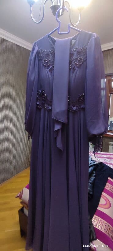 480 AZN-ə alınıb sadəcə 1 dəfə geyinilib yenidən seçilmir quru lalafo.az -da 480 AZN-ə alınıb sadəcə 1 dəfə geyinilib yenidən seçilmir quru