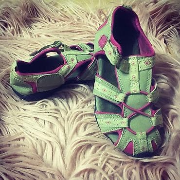 Праздничные костюмы: Razmer:30 stelka:22sm brend:Alive qiymet:5manat ayaqqabi, ushaq — 2