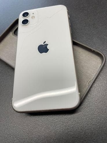 ipod touch 11: IPhone 11, 64 GB, Ağ, Qırıq — 4