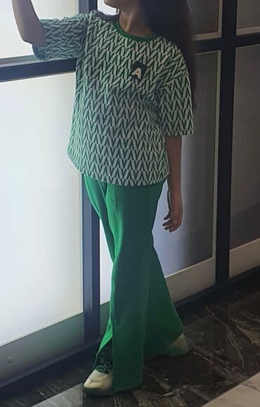 детские нарядные комплекты: 9-10 yaş — 1