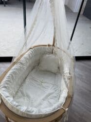 tula: Oğlan və qız üçün, Yumru, Beşik, Dəst ilə, Matras ilə, Yellənmə mexanizm ilə — 4