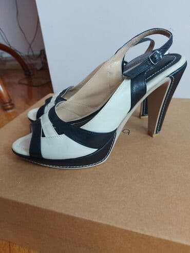 белые босоножки на тракторной подошве: Размер: 39, цвет - Белый, Новый — 3