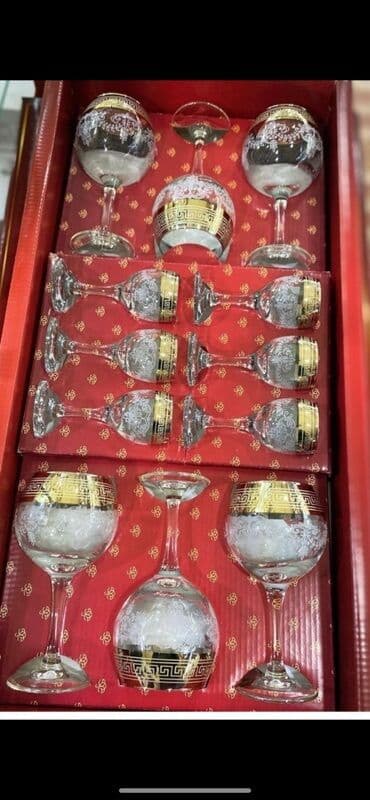 batiq cixaran: Zərif şüşə qədəh dəsti - Qutuda təqdim olunan lüks servis dəsti - 6 — 1