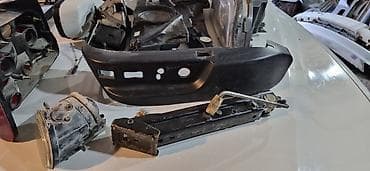 prius qapi: BMW 5 Series E39 sedan – ağ rəng Xüsusiyyətlər: - Korpus: 4 qapılı — 6