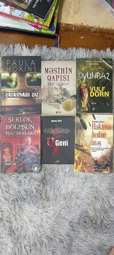 Satışda müxtəlif janrlarda böyük kitab toplusu. Azerbaycanca: - Paula