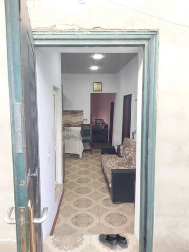 Boşqablar: Satılır: Həyət evi (şəkillərdə göstərilən) - Geniş mətbəx: asma — 5