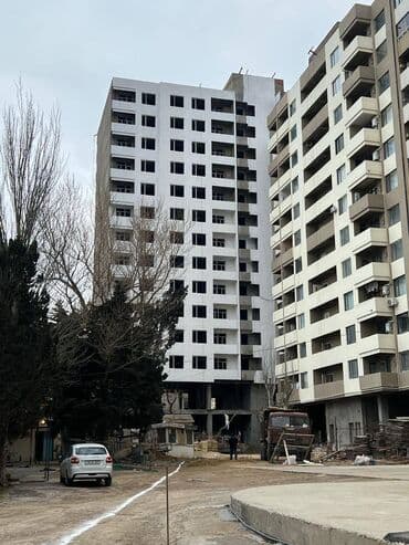 ağ şeher evler: Qaraçuxur qəs., 2 otaqlı, Yeni tikili, 76 kv. m — 1