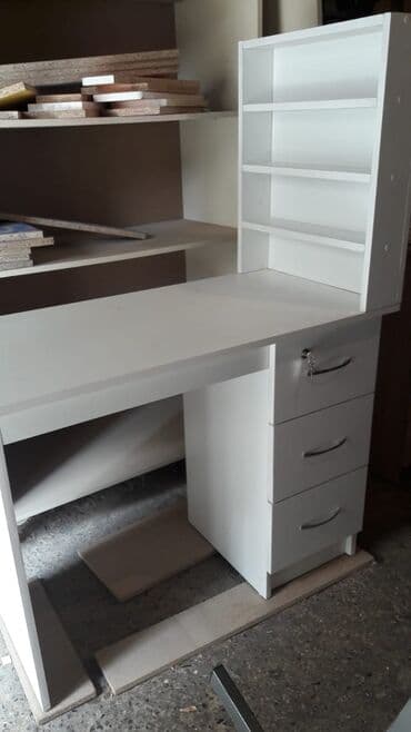 офисные стулья доставка: Manikur masa — 3