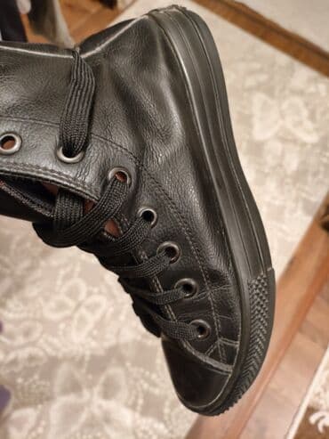 adidas qaçış üçün qadın krossovkaları: Ölçü: 37, rəng - Qara, İşlənmiş — 2