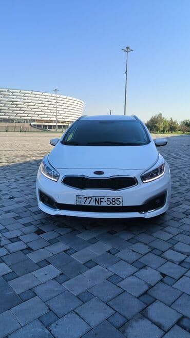 faizsiz kreditlə maşın: Kia Ceed: 1.6 l | — 1