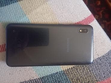 Samsung Galaxy A10, цвет - Черный, Две SIM карты