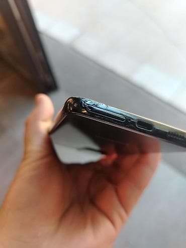 iphone 13 starlight: Samsung Galaxy A52, 128 GB, rəng - Qara, Barmaq izi — 3