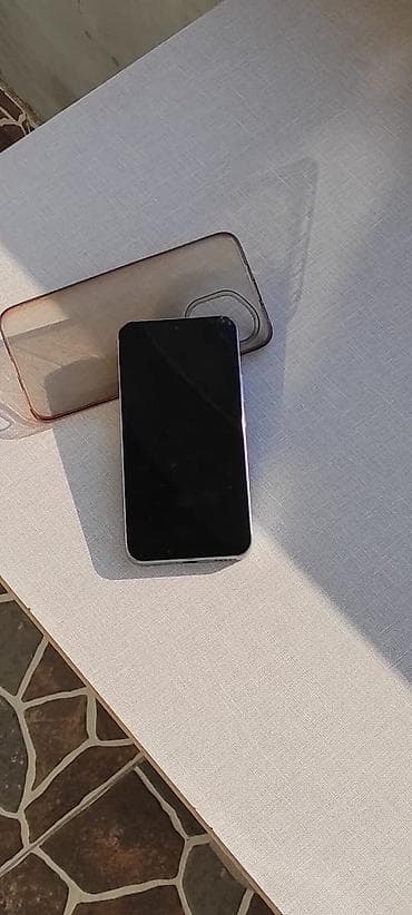 samsung galaxy a82: Honor 400, rəng - Gümüşü, Barmaq izi — 3