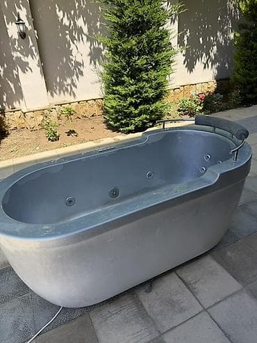 Hidromasajlı akril vannа – sərbəst quraşdırılan model - Material