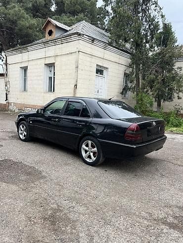 w210 arxa stoplar: Mercedes-Benz C 180: 1.8 l | 1997 il Sedan — 7