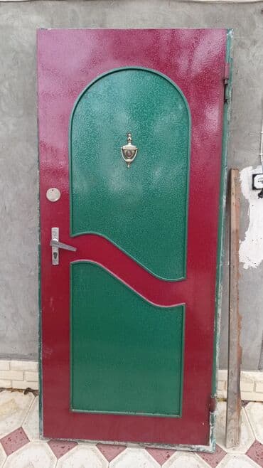 bambuk parket qiymeti: Seyf qapı 
Hündürlüyü 2metr. eni 90 — 2