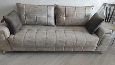Divan fabrik malıdı baha qiymətə alınıb təcili 100 manata satılır. ev