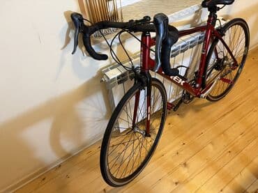 avtomobil ucun velosiped saxlayan satilir: TREK şosse velosipedi - Çərçivə: yüngül şosse tipli alüminium — 3