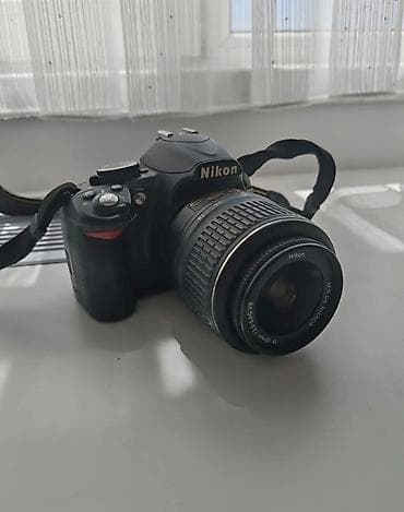 eos 600d canon: Nikon D3100 fotoaparat. Batareyası var, adapteri yoxdur. 350 azn — 1