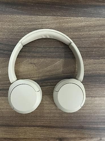 Qulaqcıqlar: Sony qulaqlıq – krem rəngli on-ear/over-ear tipli, yastıqlı başlıq və — 1