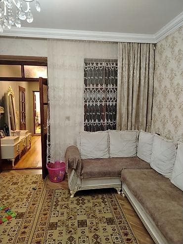 3 reqemi: Şəxsi evimdir. 113m², 3 otaq, 113 və 208,209,35,184 nömrəli avtobus — 2