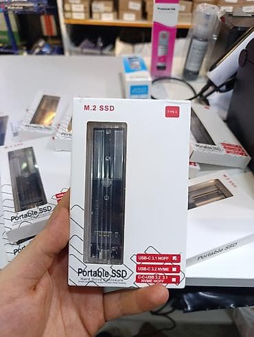 M.2 SSD üçün portativ korpus (Portable SSD Hard Drive Enclosure) -