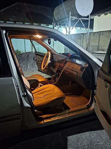 r18 disk teker: Mercedes-Benz 230: 2.3 l | 1997 il Sedan — 9