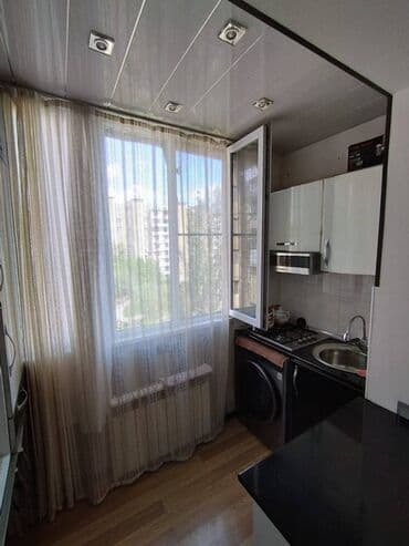 срочно продам квартиру: Баку, 3 комнаты, Вторичка, м. Ази Асланов, 60 м² — 10