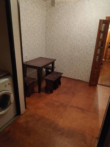 neftciler kiraye ev: Xətai rayonu,Həzi Aslanov metrosu yaxınlığı.9 mərtəbəli binanın,6-cı — 9