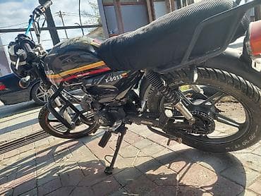 qara niva 144: Kuba 110 sm3, 2021 il, 40000 km — 2