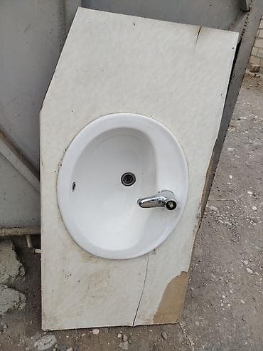 divar saat sekilleri: Mətbəx/hamam üçün quraşdırılan yuvarlaq keramika əl-üz yuyan lavabo - — 2