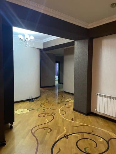 7 mikrorayon: Bakı, 9-cu mikrorayon, 3 otaqlı, Köhnə tikili, m. Memar Əcəmi, 127 kv. m — 1