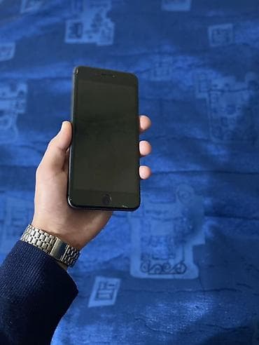 iphone xr kredit: IPhone 8 Plus, Space Gray, Barmaq izi — 4