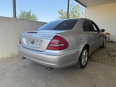 турбаза автомобиль: Mercedes-Benz E 200: 2 л | 2004 г. Седан — 3