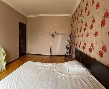 koroglu kiraye ev: Geniş və işıqlı mənzil satılır/kirayə verilir. Xüsusiyyətlər: - Böyük — 3