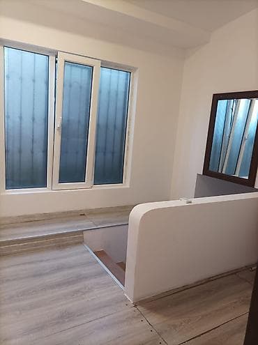 3d qaraj: Nizami rayonu,Keşlə qəsəbəsi,məscidin yanından 200-300 m aralı 2 — 6
