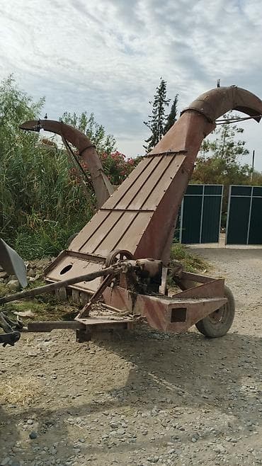 mtz 82 kabinkası: Kir satılır işlək vəziyyətdə qarğıdalı yonca silosu biçmək üçün — 4