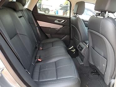 alfa pro: Range Rover Velar – zərif dizayn və yüksək texnoloji idarəetmə ilə — 10