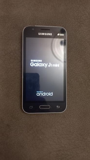 Samsung Galaxy J1 Mini, 4 GB, rəng - Qara, İki sim kartlı