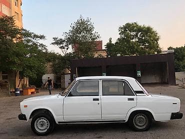 Avtomobil satışı: VAZ (LADA) 2107: 1.7 l | 1999 il 18000 km Sedan — 7