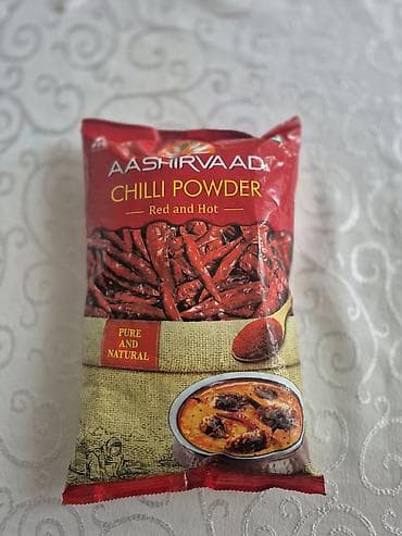 Ləpələr: Hindistandan Gətirilme Ədviyyatlar!Paprika- AASHIRVAAD Chilli Powder – — 1