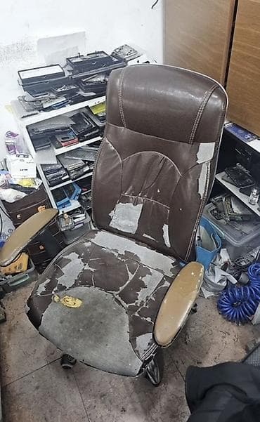 Təkərli, Qolları tənzimlənmir, Süni dəri